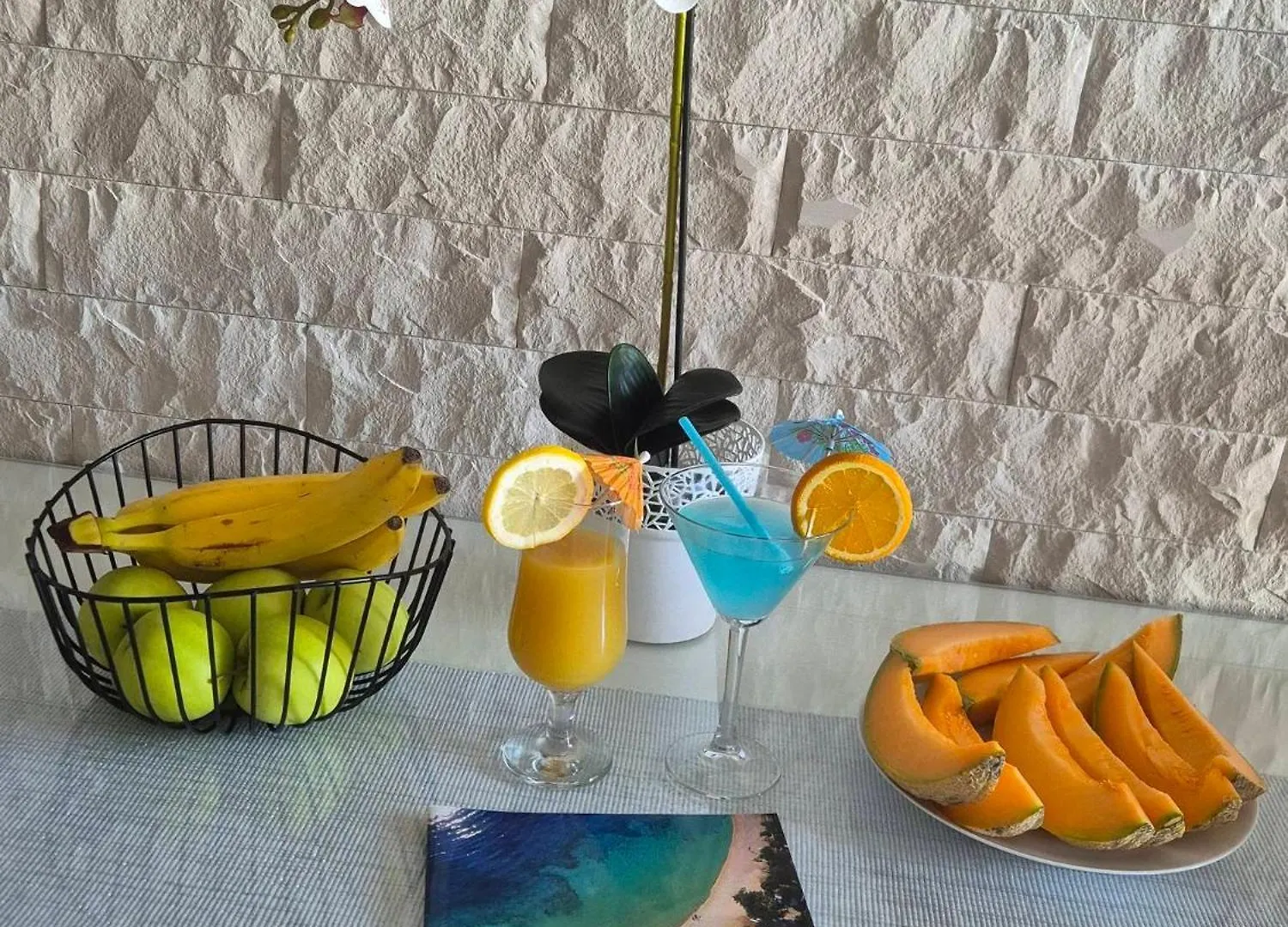 Apartmani Roberta Pag -Obiteljska Kuca Prizemnica Sa 2 Odvojena Apartmana Od Toga Jedan Moderan Luxuzniji, Pogled Na More Sa Velikih Terasa, Dvosobni Apartmani Pag Town 0*,